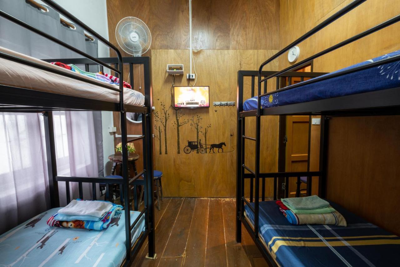 Хостел Sip N' Camp Бангкок Экстерьер фото